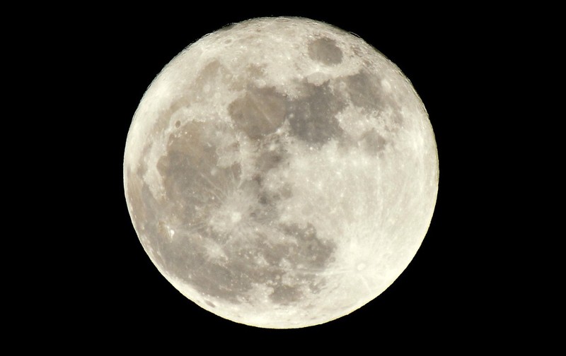 Moon 602807 1280